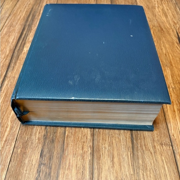 The Living Bible Tyndale 1973 Leather Paraphrased & Illustrated - Picture 5 of 16